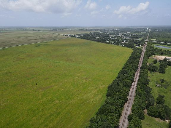 2nd image of 18 Highway 90