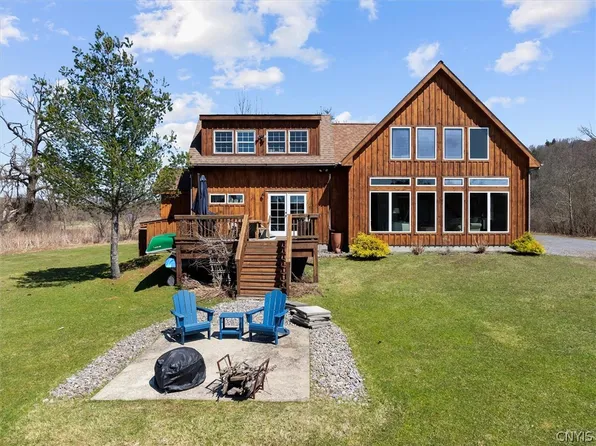 5715 E Lake Rd, Hamilton, NY 13346