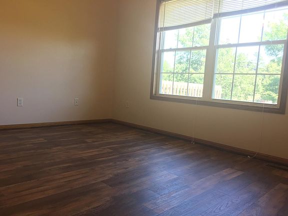 upstairs master bedroom