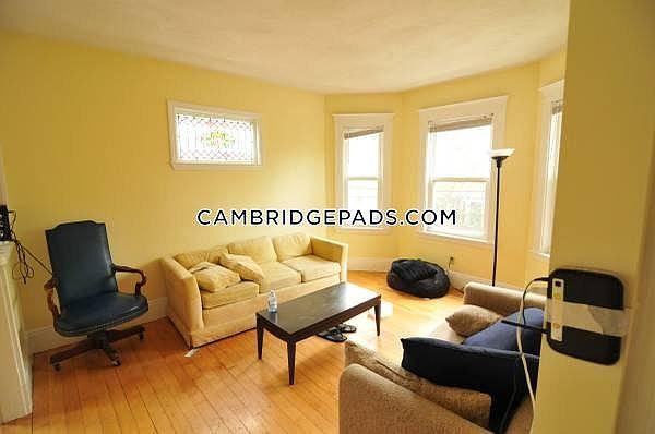 2nd image of 15 Pemberton St
