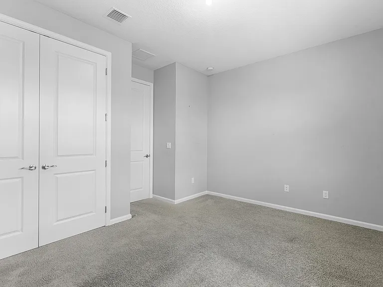 16474 Helix Ct — Photo 25