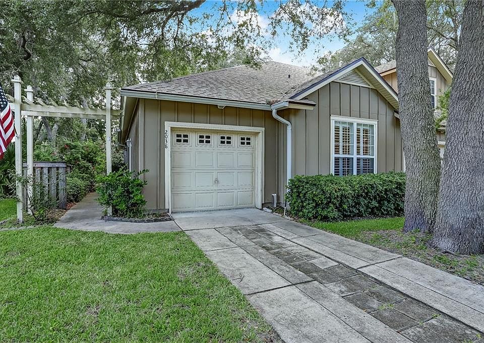 1st image of 2038 Village Ln