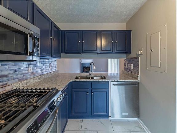 5th image of 3071 Majestic Park Ct #3071