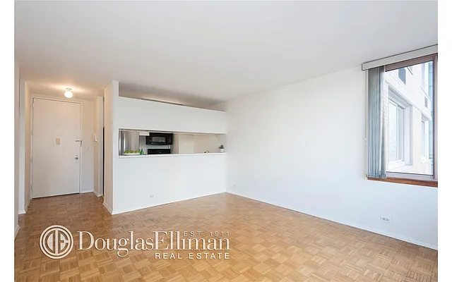 Rented by Douglas Elliman | media 37