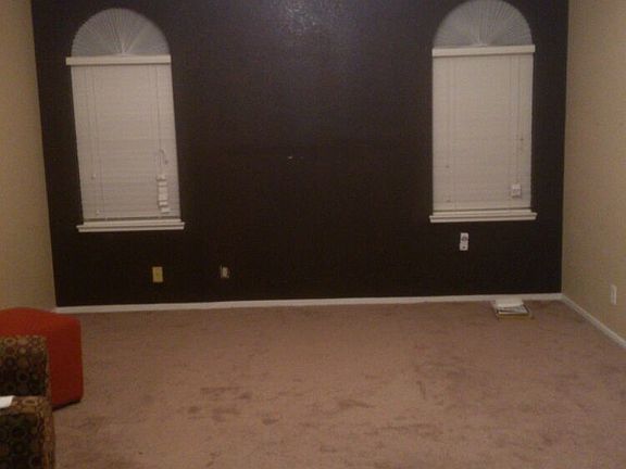 4th image of 2062 Royal Wood Ln