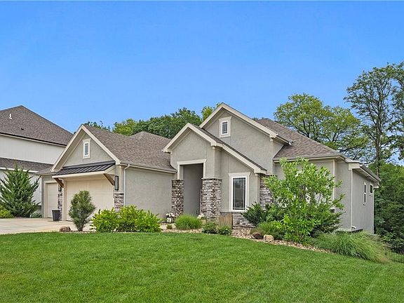 2nd image of 12735 N Larkspur Ln
