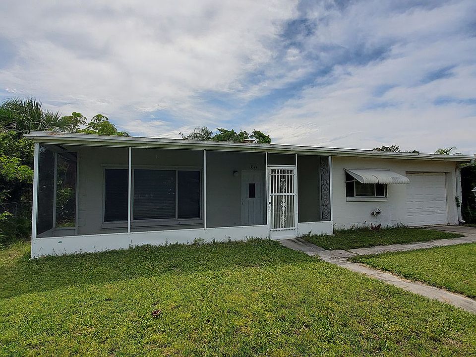 1st image of 1344 Palmer Ct