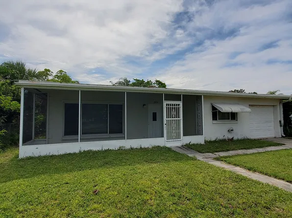 1344 Palmer Ct, Cocoa Beach, FL 32931