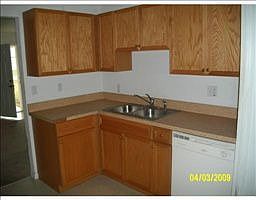 2nd image of 1904 Michigan Ct