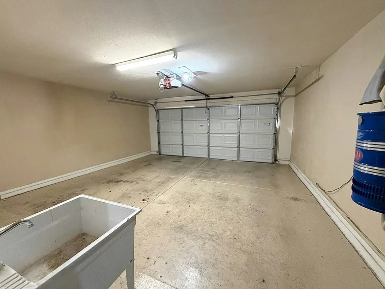 4207 E Juanita Ave — Photo 29