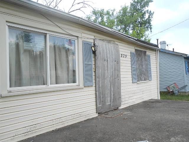 1st image of 829 Whitmore Ave