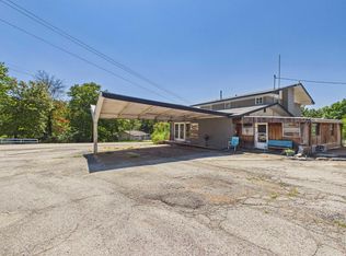 1608 Central Blvd, Bull Shoals, AR 72619