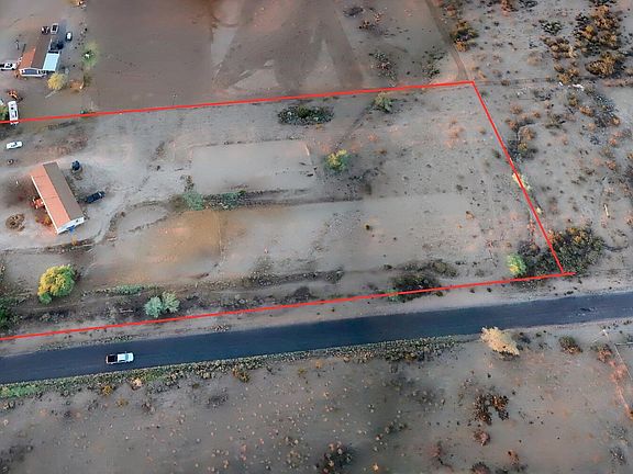 2nd image of 32248 N MILDRED Road