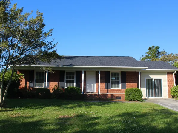 2409 Emeline Pl, Morehead City, NC 28557