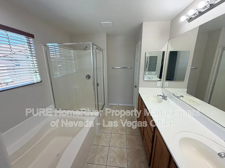 9852 Twilight Walk Ave — Photo 23