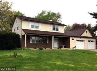 1916 Suffolk Rd, Finksburg, MD 21048