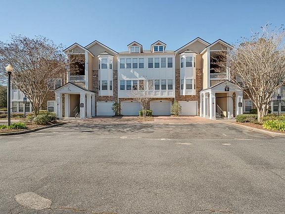 2nd image of 2801 Chancellorsville Dr APT 821