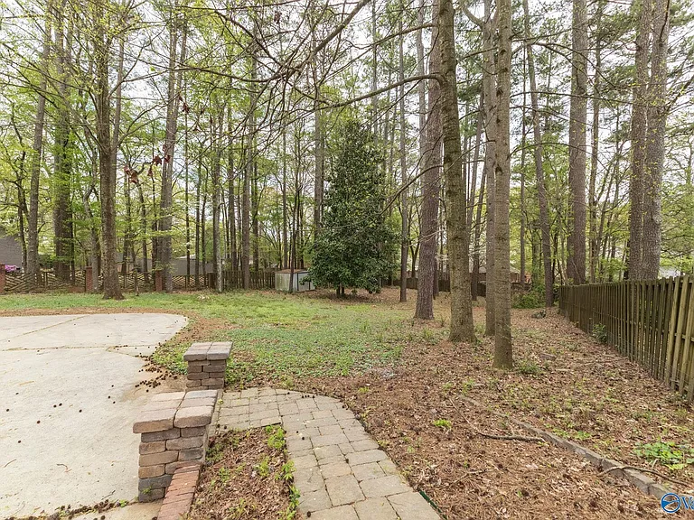 481 Brenda Dr — Photo 40