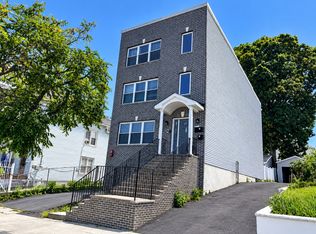 54 Elliott St #3, Newark, NJ 07104