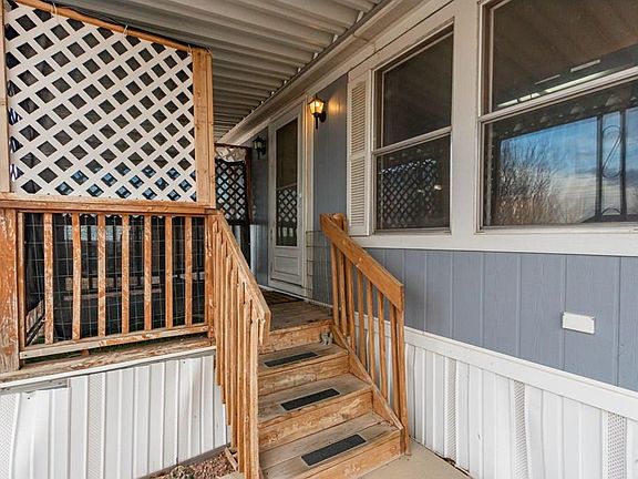 3rd image of 6464 Dillon Dr
