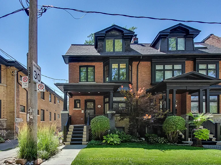 20 Kendal Ave #LOWER — Photo 1
