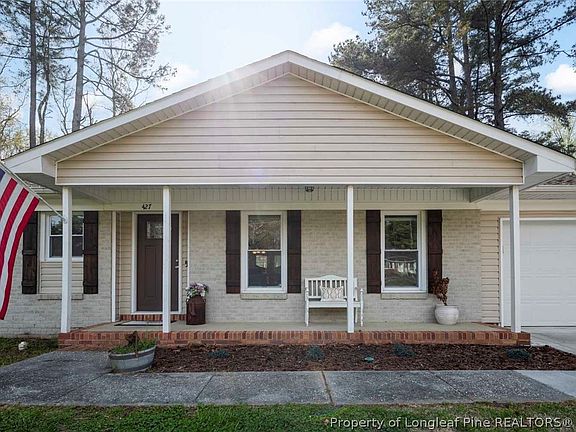 5th image of 427 College Dr