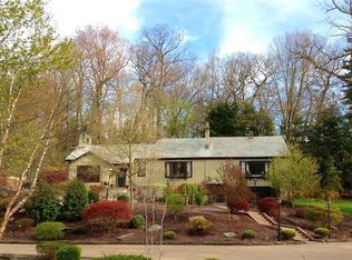 2918 E Bardonner Rd, Gibsonia, PA 15044