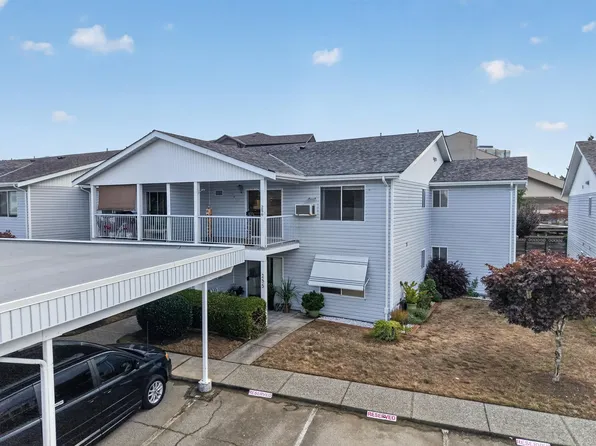 32691 Garibaldi Dr #256, Abbotsford, BC V2T 5T7