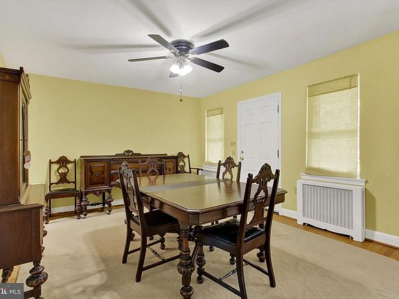 4th image of 13593 Crawford Ave