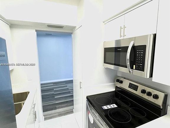 2nd image of 1431 S 14th Ave APT 208