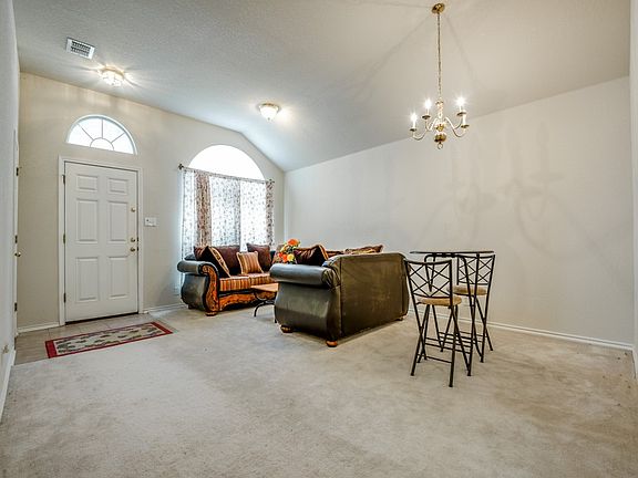 3rd image of 9722 Emerald Pl