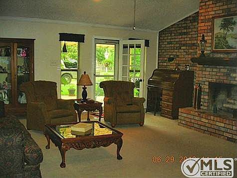 5th image of 2807 Broadacres Ln