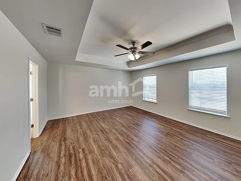 7919 Oak Pointe — Photo 12