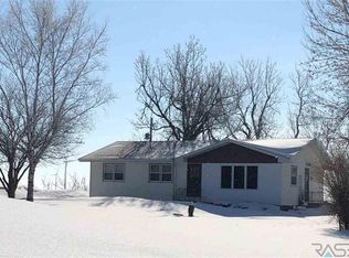 20791 210th St, Rushmore, MN 56168