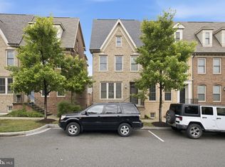 6109 Solent Pl NE, Washington, DC 20011