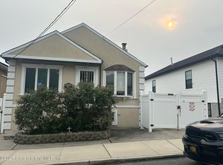 116 Bionia Ave, Staten Island, NY 10305