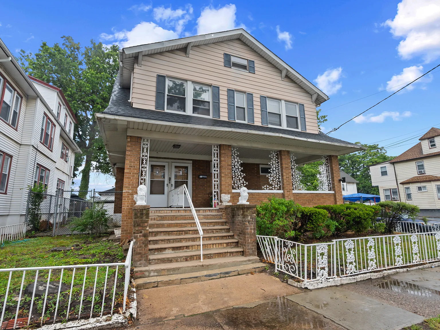 3 bed, $2,500 — Photo 2