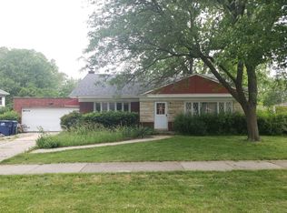 230 Amherst Ave, Des Plaines, IL 60016