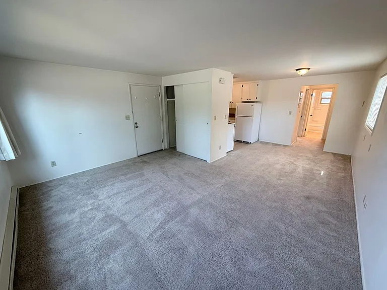 2600-2628 NW Tyler Ave — Photo 6