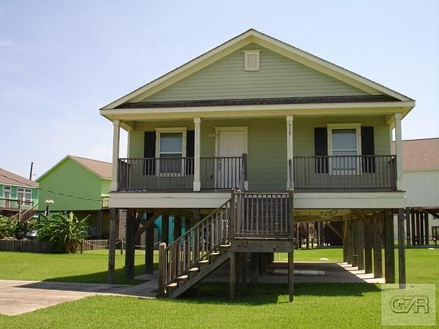 1st image of 958 Sand Dune Dr