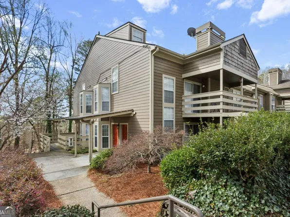 1903 Riverview Dr SE, Marietta, GA 30067