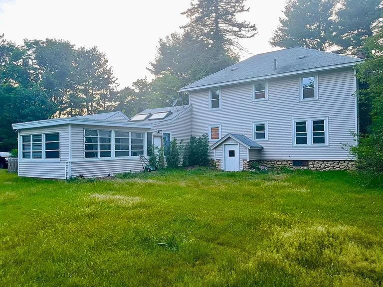 2 Bellevue Rd — Photo 1