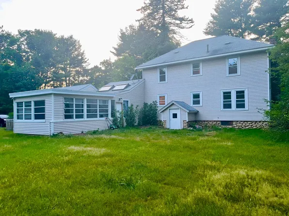 2 Bellevue Rd, Andover, MA 01810