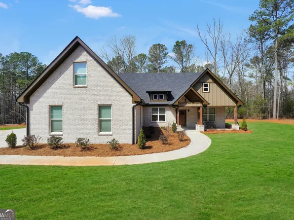 76 Brookhollow Dr, Monticello, GA 31064
