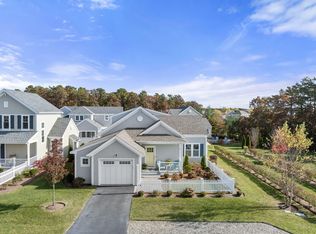 47 Rosewood Cir, Mashpee, MA 02649