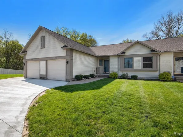 4446 Louise Cir, Genesee, MI 48437