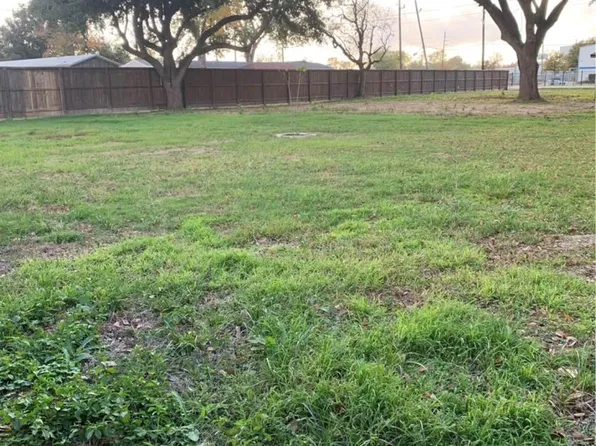 7702 Fairview St, Houston, TX 77041