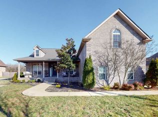 1215 Lila Dr, Murfreesboro, TN 37128