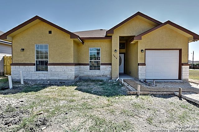 1st image of 7818 Dumbarton Dr