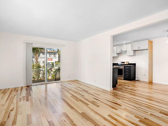 4th image of 1929 S Shenandoah St #6